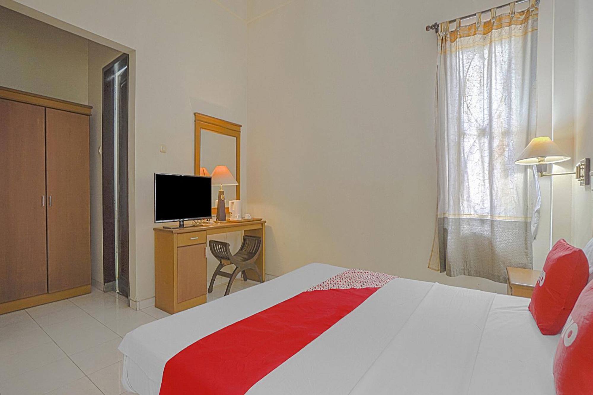 Oyo Life 90589 Palem Garden Hotel Tulungagung Exterior foto