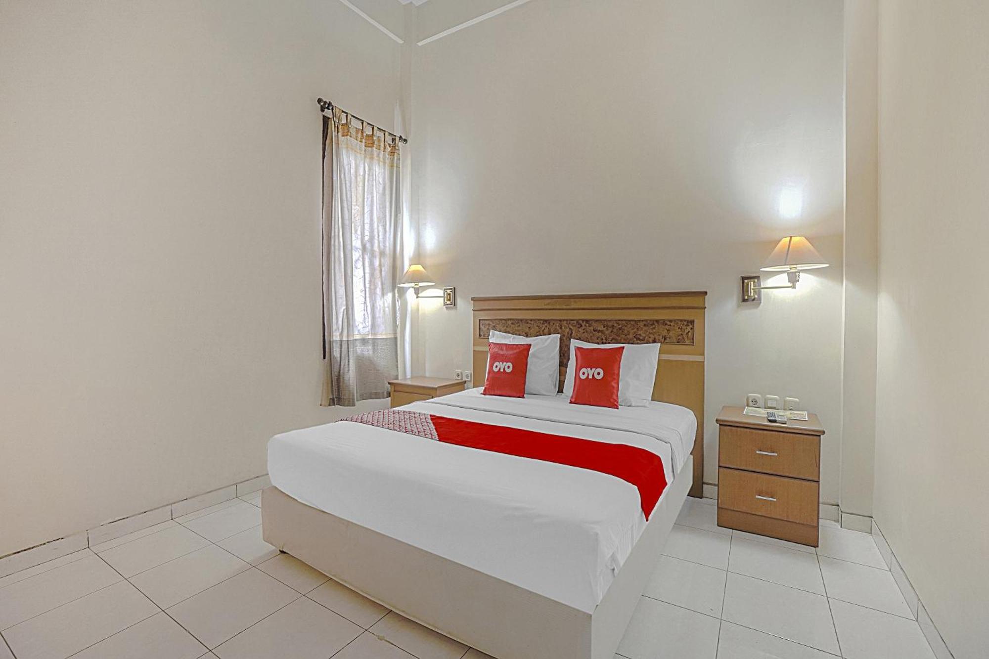 Oyo Life 90589 Palem Garden Hotel Tulungagung Exterior foto