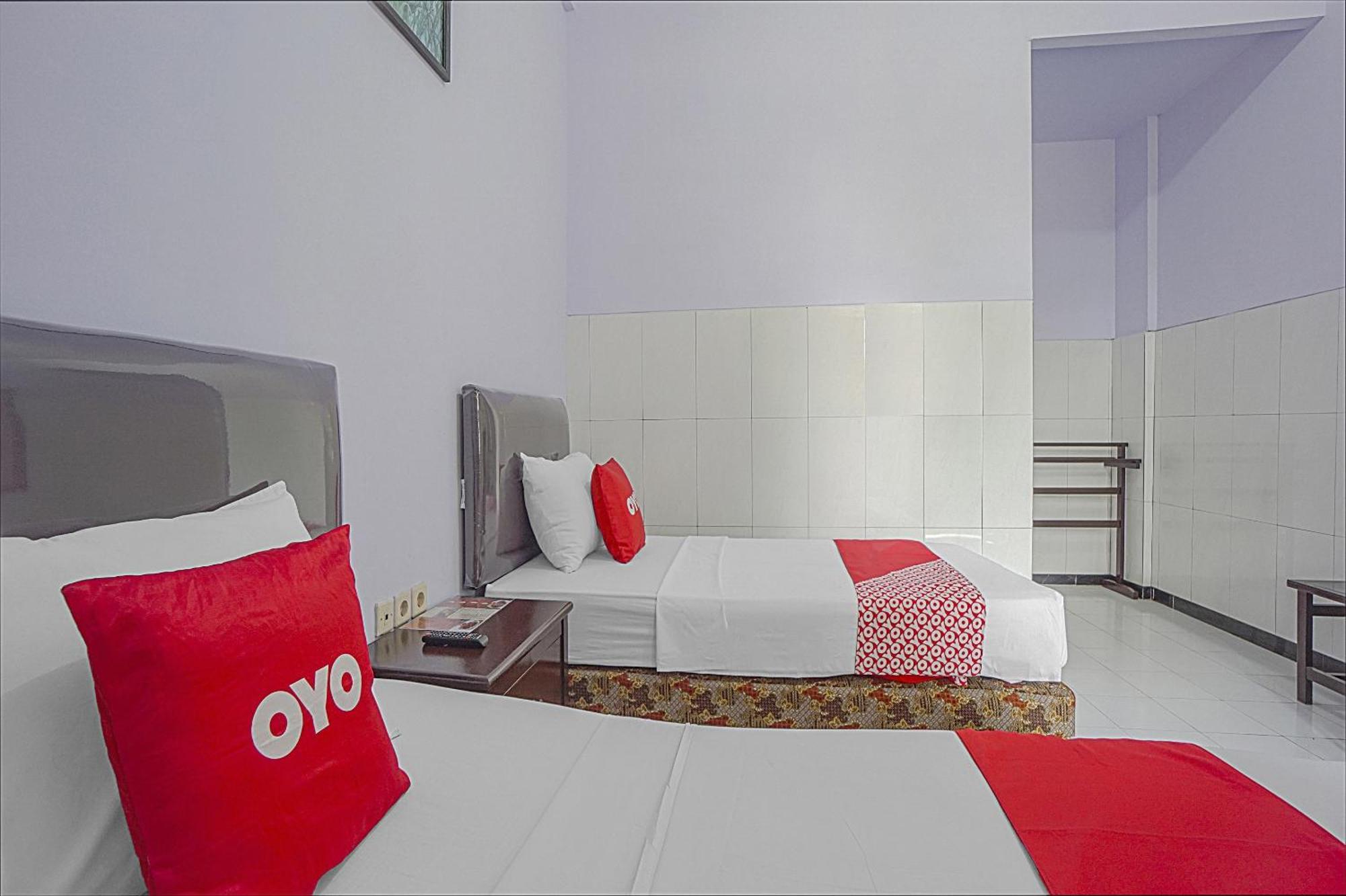 Oyo Life 90589 Palem Garden Hotel Tulungagung Exterior foto